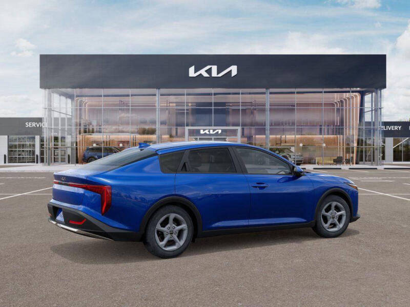 2025 Kia K4 LX