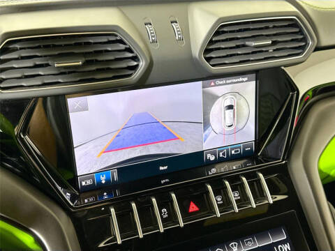 2022 Lamborghini Urus