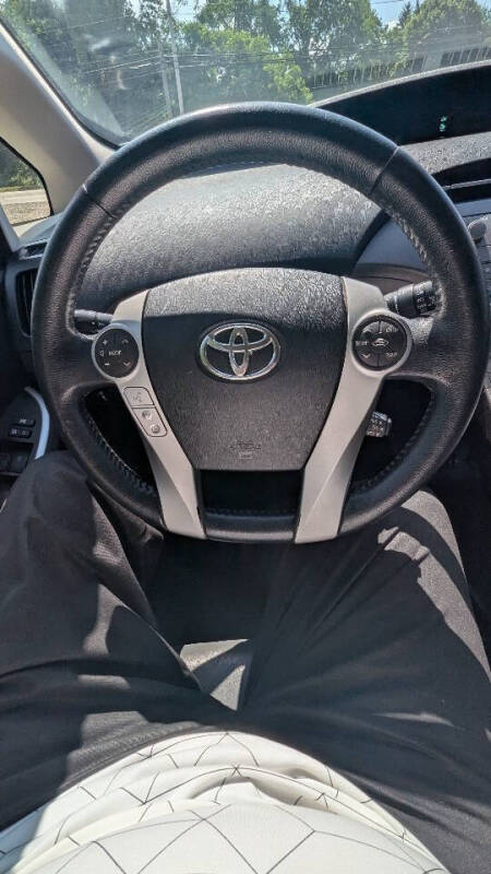 2013 Toyota Prius Four