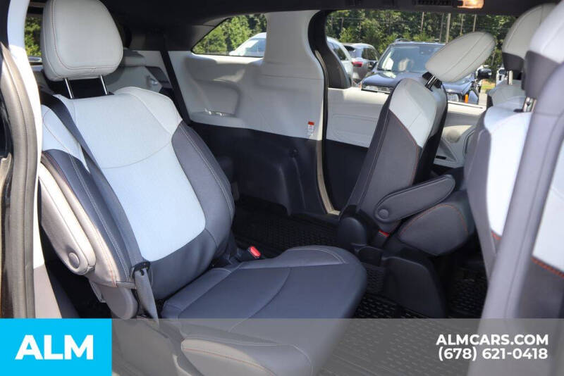 2023 Toyota Sienna