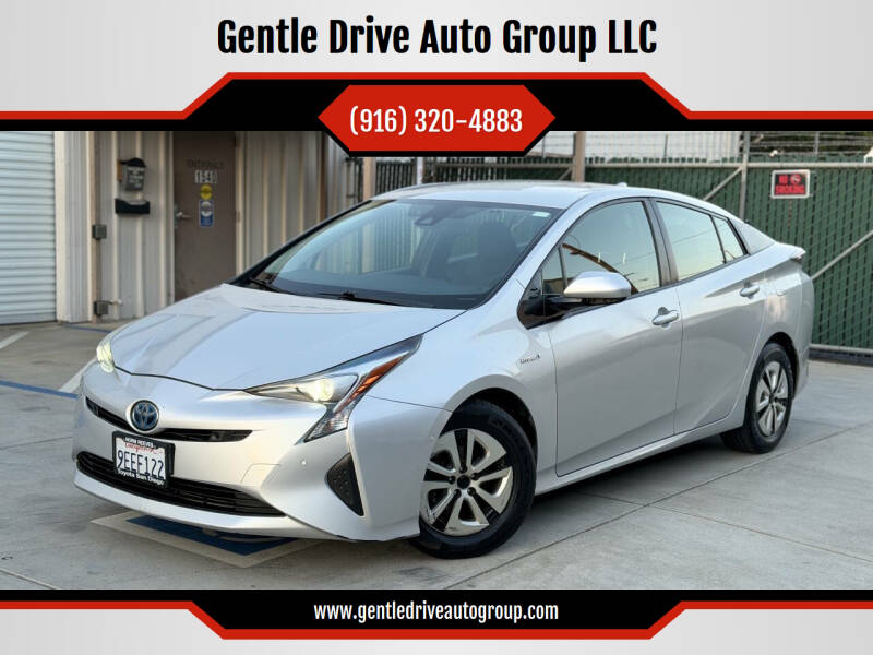 2018 Toyota Prius Two's photo
