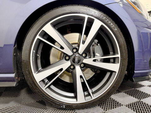2018 Volkswagen Golf R 4Motion