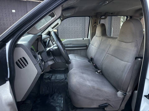 2008 Ford F-350 Super Duty XL