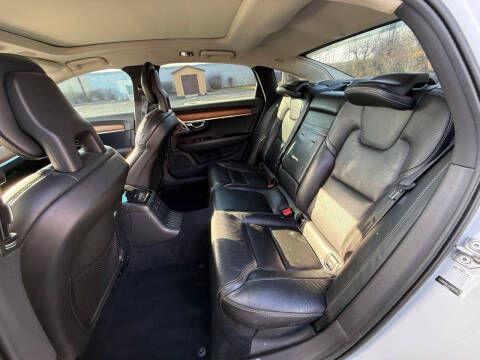 2018 Volvo S90 T8 Inscription