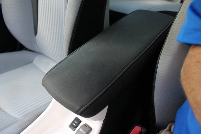 2016 Toyota Prius Three