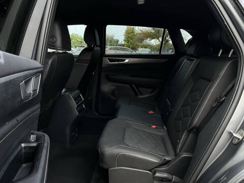 2025 Volkswagen Atlas Cross Sport SE 4Motion