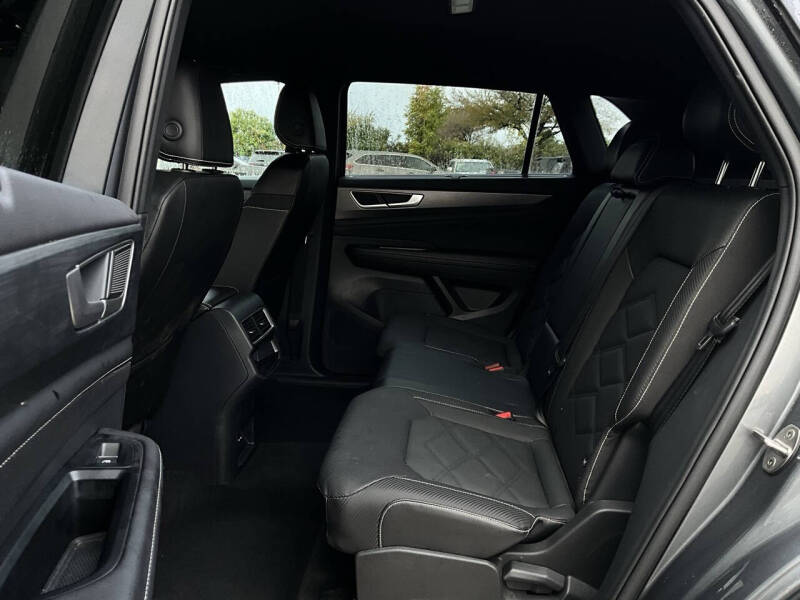 2025 Volkswagen Atlas Cross Sport SE 4Motion