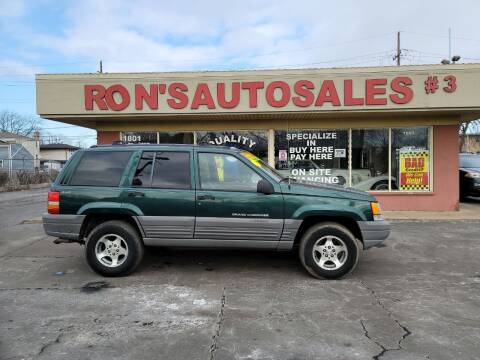1998 Jeep Grand Cherokee for sale at RON'S AUTO SALES INC in Cicero IL