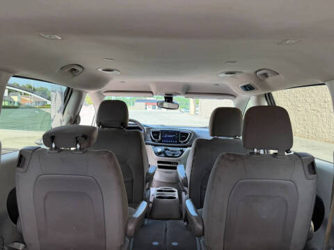 2017 Chrysler Pacifica Touring