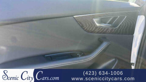 2022 Audi Q8 quattro Premium Plus 55 TFSI