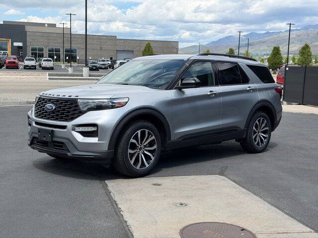 2023 Ford Explorer ST-Line