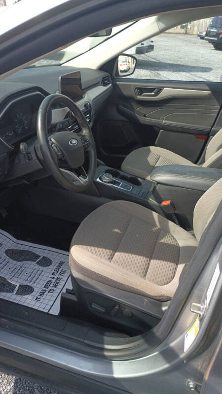 2022 Ford Escape SE