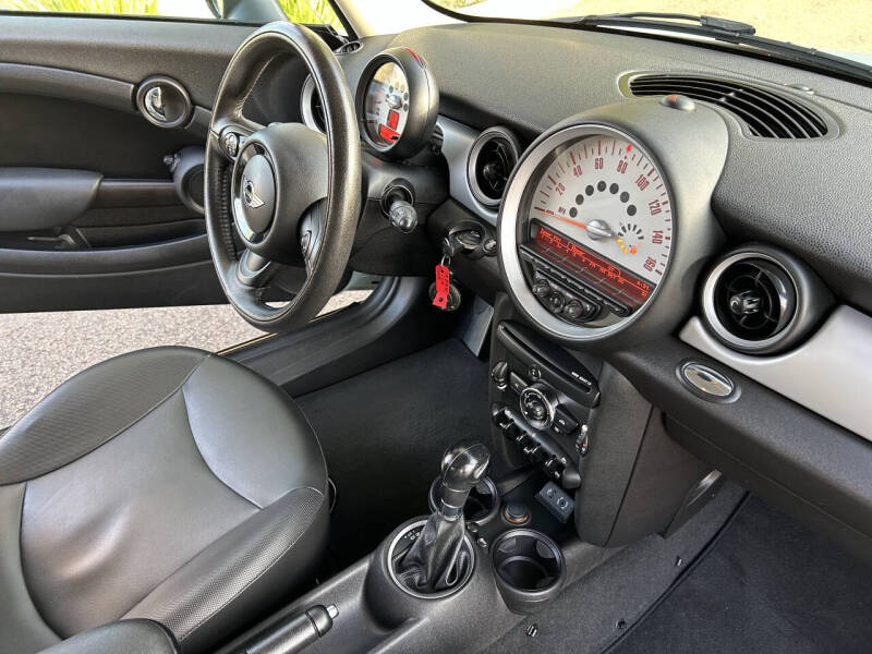 2013 MINI Hardtop Cooper