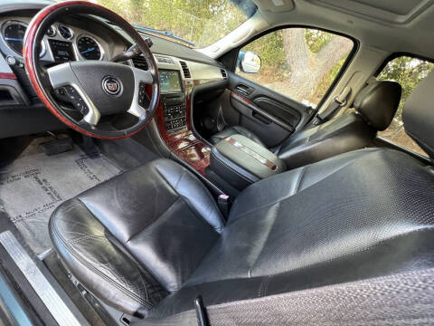 2010 Cadillac Escalade ESV Premium