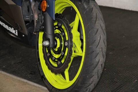 2022 Kawasaki Ninja 400