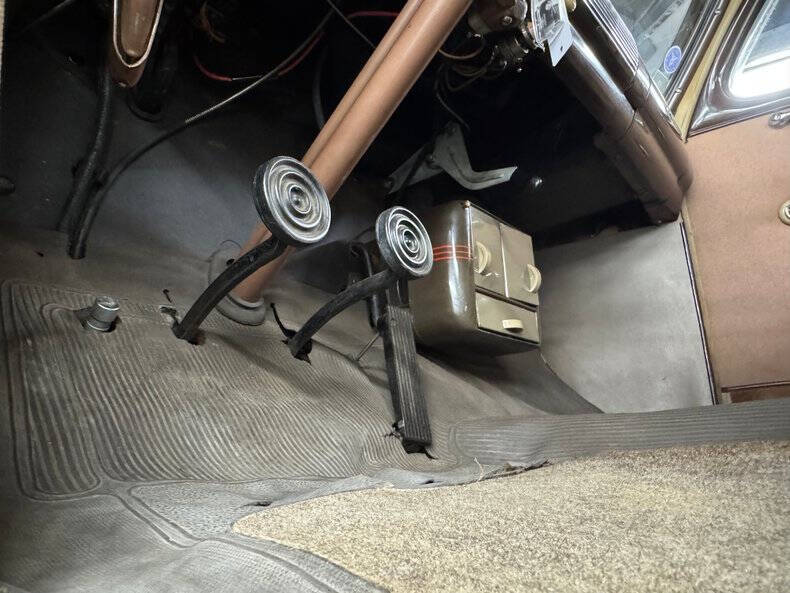 1941 Ford Super Deluxe