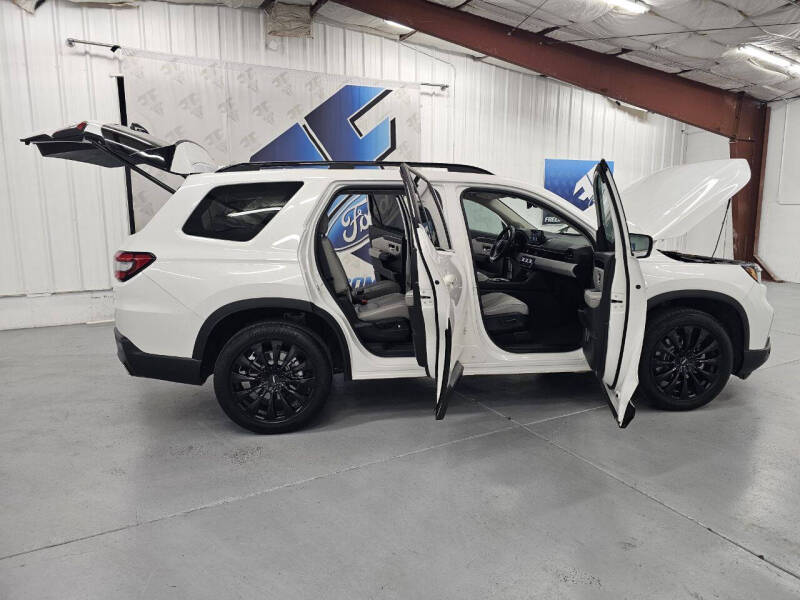 2024 Honda Pilot Touring