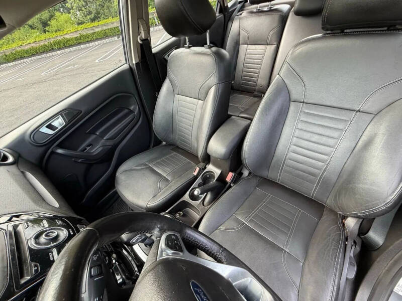 2014 Ford Fiesta Titanium