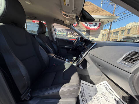 2016 Volvo XC60 T5 Drive-E