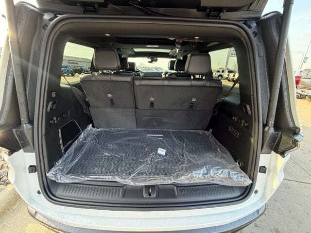 2026 Jeep Grand Wagoneer Upland