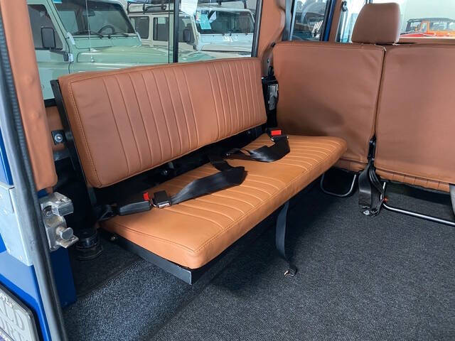 1997 Land Rover Defender 13