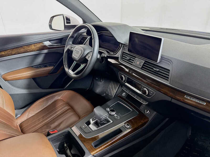 2019 Audi Q5 quattro Premium Plus 45 TFSI