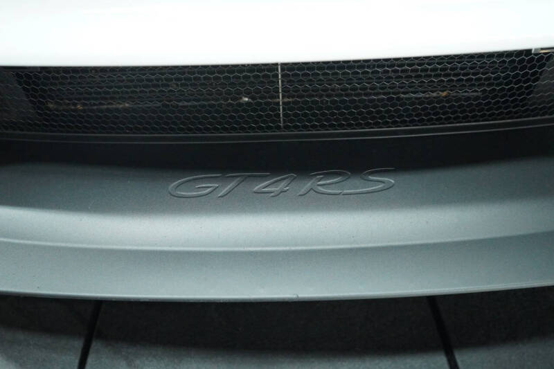 2023 Porsche 718 Cayman GT4 RS