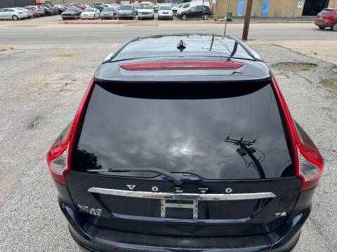 2016 Volvo XC60 T6 Drive-E Platinum