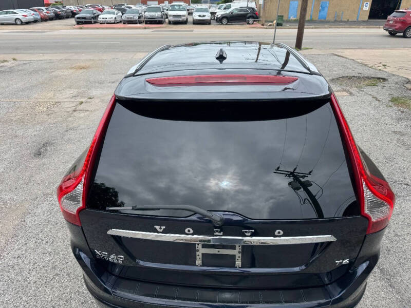 2016 Volvo XC60 T6 Drive-E Platinum