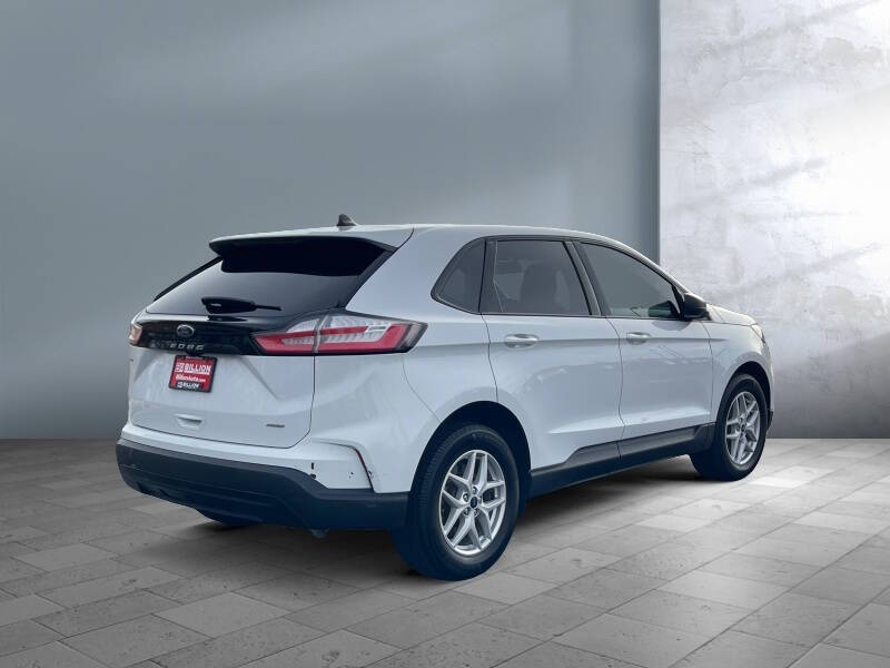 2021 Ford Edge SE