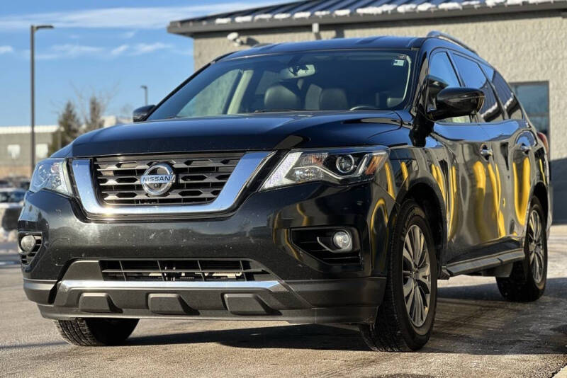 2019 Nissan Pathfinder SL