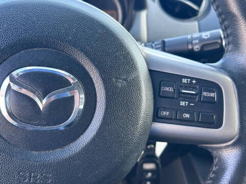 2013 Mazda MAZDA2 Touring