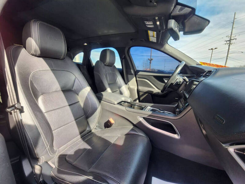 2017 Jaguar F-PACE S