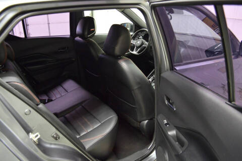 2020 Nissan Kicks SR