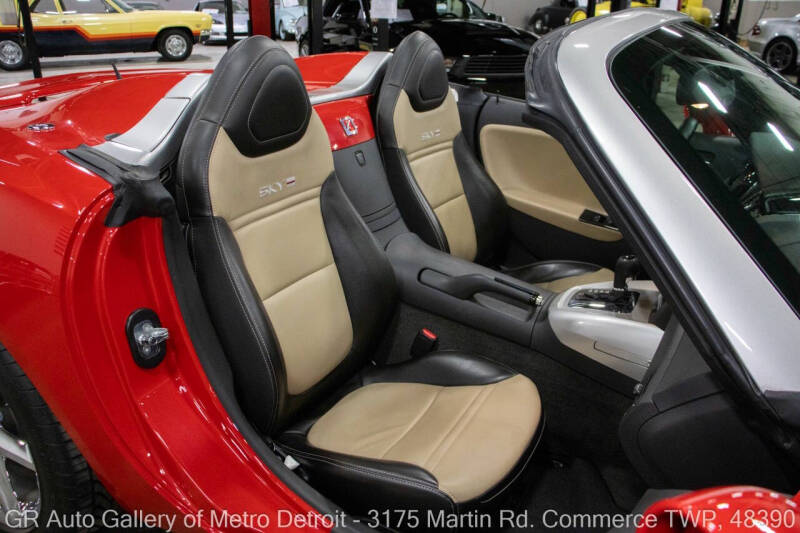 2009 Saturn SKY Red Line