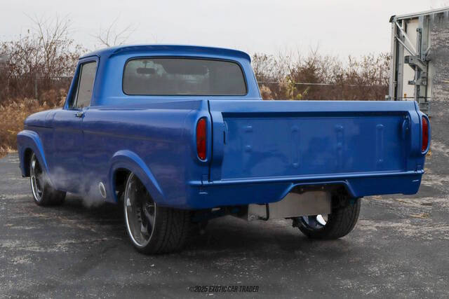 1961 Ford F-100