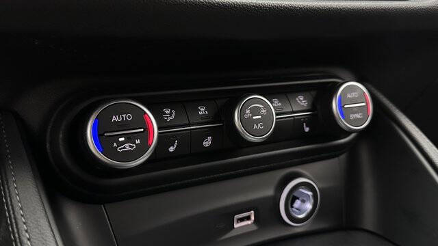 2023 Alfa Romeo Stelvio Sprint
