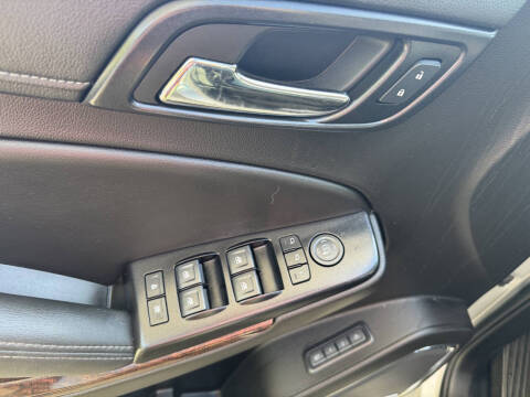 2017 GMC Yukon XL SLT