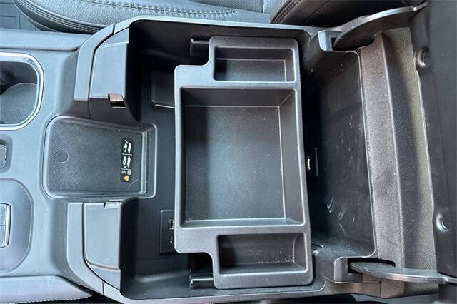 2025 GMC Sierra 3500HD