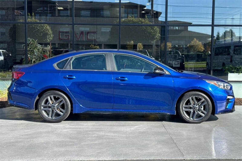2021 Kia Forte GT Line