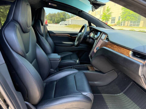 2019 Tesla Model X Standard Range