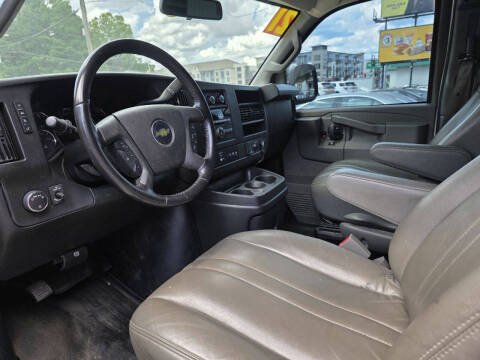 2021 Chevrolet Express 2500