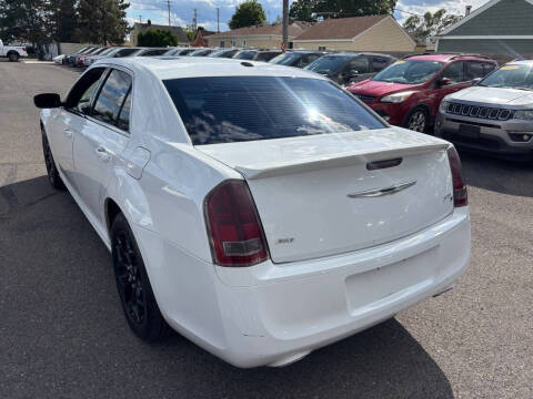 2014 Chrysler 300 S
