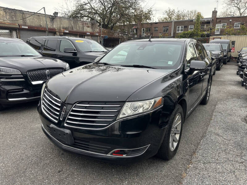 2019 Lincoln MKT Town Car Livery Fleet