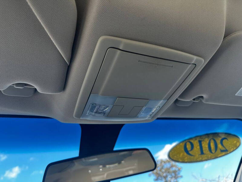 2019 Ford Taurus SEL