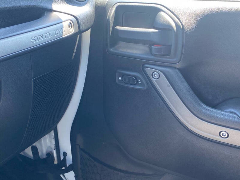 2016 Jeep Wrangler Unlimited Sport