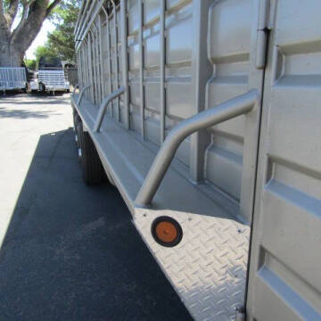 2025 GR 32FT TRAINER STOCK COMBO