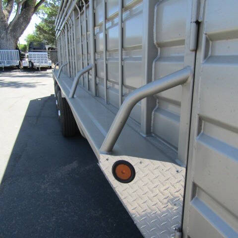 2025 GR 32FT TRAINER STOCK COMBO