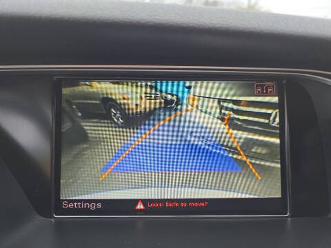 2011 Audi A4 2.0T quattro Avant Prestige