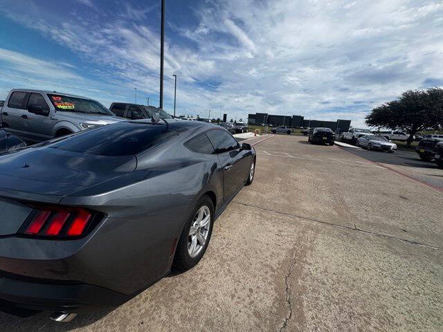 2024 Ford Mustang EcoBoost